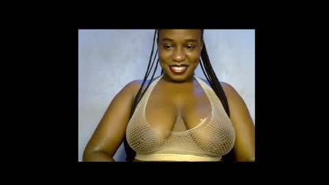 Snapshot of sweetpetitgirl chatting on April 7, 2026, 6:58 am LILY BRANDY online show from April 7, 2026, 6:58 am