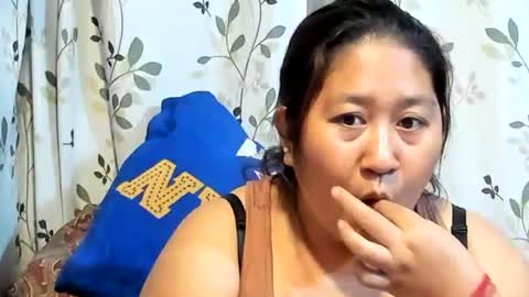 Snapshot of sweetpilipina88 chatting on November 24, 2025, 6:02 am MIA online show from November 24, 2025, 6:02 am