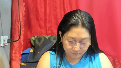 Snapshot of sweetpilipina88 chatting on May 18, 2026, 9:59 am MIA online show from May 18, 2026, 9:59 am