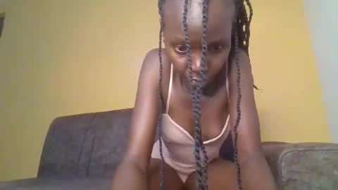 Snapshot of sweetpink_1 chatting on January 18, 2026, 6:23 pm sweetpink_1 online show from January 18, 2026, 6:23 pm