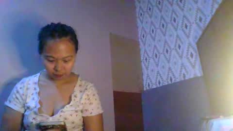 sweetpinnay online show from April 30, 2026, 7:14 am