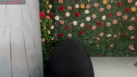 sweetpiscis online show from March 5, 2026, 8:16 pm