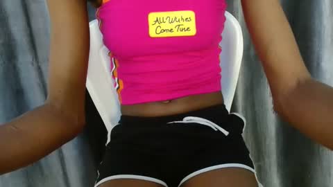 slim ivy online show from February 20, 2026, 6:19 am