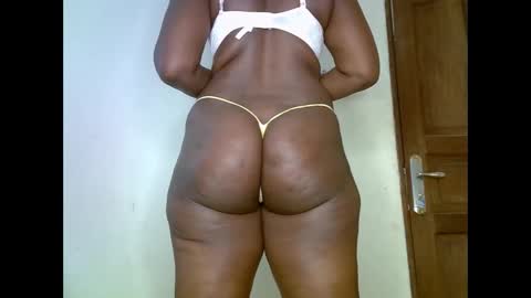 sweetrenne online show from February 14, 2025, 12:25 pm