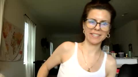 sweetriddance online show from April 11, 2026, 4:55 pm