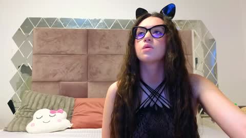 Snapshot of sweetscribe chatting on January 7, 2025, 6:48 am SweetScribe online show from January 7, 2025, 6:48 am