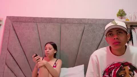 Miel and Leo online show from June 24, 2026, 12:15 pm