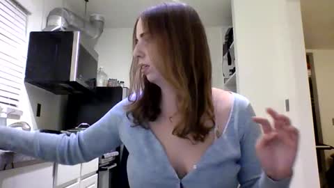 Snapshot of sweetsocalgirl chatting on January 23, 2025, 3:26 am sweetsocalgirl online show from January 23, 2025, 3:26 am