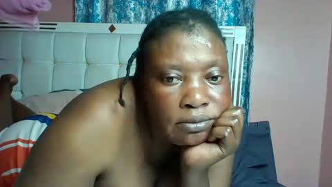 sweett_melly online show from February 13, 2025, 9:38 pm