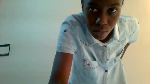 Snapshot of sweett_red chatting on May 26, 2026, 7:59 am sweett_red online show from May 26, 2026, 7:59 am