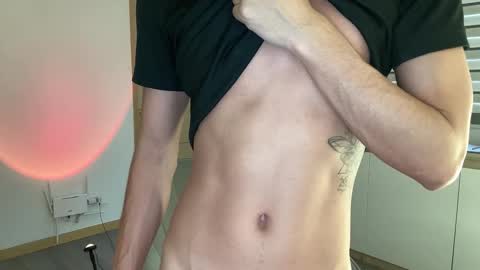 Andy  online show from November 10, 2025, 5:45 pm