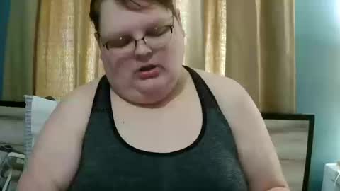 Snapshot of sweetteatrouble chatting on October 10, 2025, 5:56 pm sweetteatrouble online show from October 10, 2025, 5:56 pm