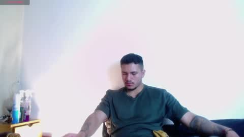 Snapshot of sweettguy_ chatting on May 19, 2026, 10:16 pm Jei online show from May 19, 2026, 10:16 pm