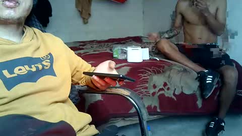 Snapshot of sweetttv chatting on November 1, 2025, 5:26 pm sweetttv online show from November 1, 2025, 5:26 pm