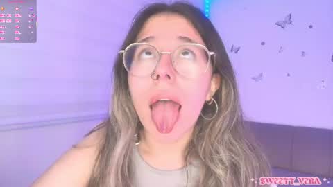 Snapshot of sweettvera_ chatting on June 19, 2026, 11:52 pm Veronica Independent Model online show from June 19, 2026, 11:52 pm
