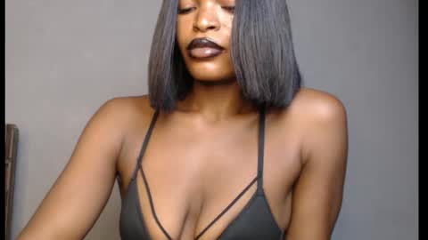 sweetxxboobsx online show from March 26, 2026, 11:38 am