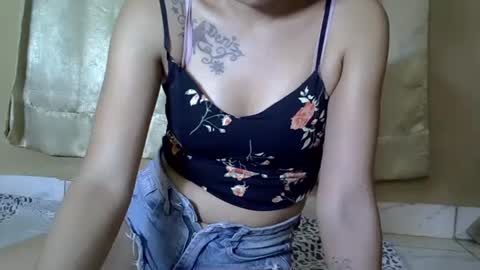 Sarah online show from March 3, 2025, 6:33 pm