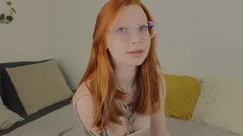 Snapshot of sweetykitty_x chatting on July 28, 2026, 12:34 pm Jenny give it a sub online show from July 28, 2026, 12:34 pm