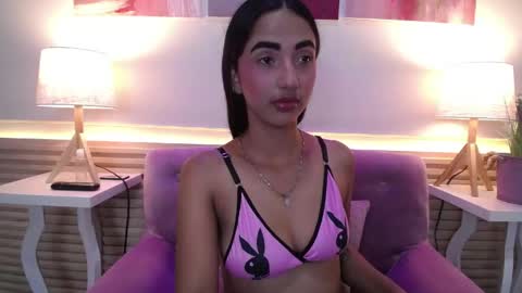 LAURA online show from May 15, 2026, 12:01 pm