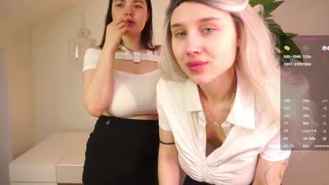 Astrid online show from March 31, 2026, 7:53 am