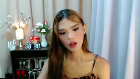 Megan online show from October 24, 2025, 12:30 am