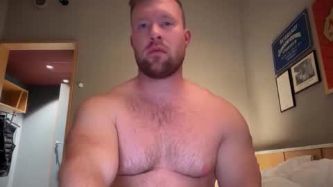 Snapshot of swekingxx chatting on May 18, 2026, 11:10 pm swekingxx online show from May 18, 2026, 11:10 pm