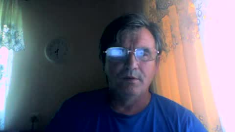 Snapshot of swergiu333 chatting on June 22, 2026, 4:31 am Raymond online show from June 22, 2026, 4:31 am