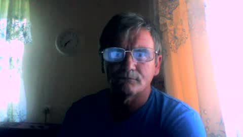 Snapshot of swergiu333 chatting on July 7, 2026, 4:37 am Raymond online show from July 7, 2026, 4:37 am