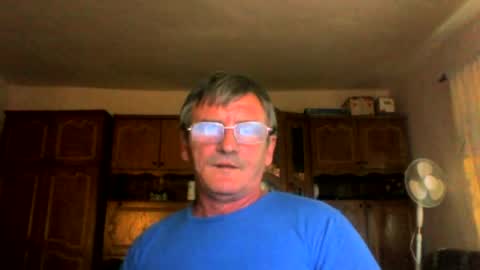 Snapshot of swergiu333 chatting on July 7, 2026, 7:45 am Raymond online show from July 7, 2026, 7:45 am