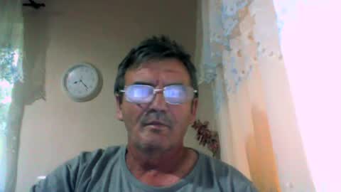 Snapshot of swergiu333 chatting on July 8, 2026, 5:23 am Raymond online show from July 8, 2026, 5:23 am