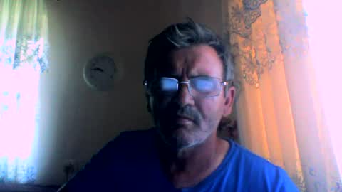 Snapshot of swergiu333 chatting on July 30, 2026, 6:45 am Raymond online show from July 30, 2026, 6:45 am