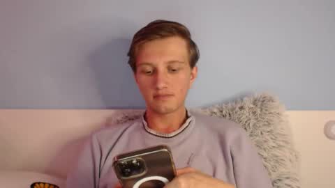 Cat online show from February 5, 2026, 8:57 pm