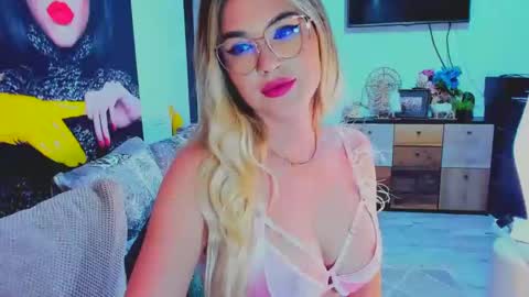 Ecaterina online show from December 9, 2024, 12:45 am