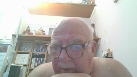 Snapshot of swifty53 chatting on July 9, 2026, 11:09 pm jim online show from July 9, 2026, 11:09 pm