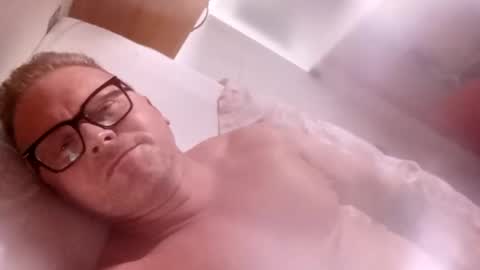 Swingrstarr online show from December 3, 2024, 2:03 am