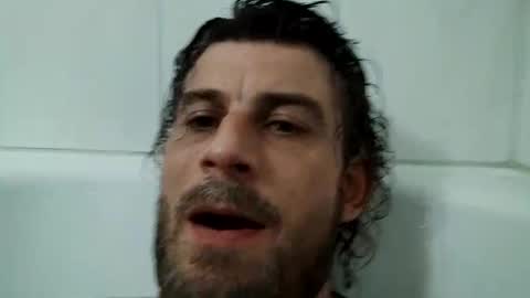 swiss fuucker 86 online show from October 19, 2025, 5:19 am