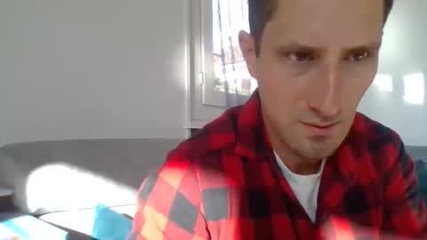 swissride online show from September 15, 2025, 7:30 am