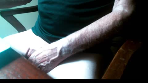 Snapshot of swizzle__stick chatting on July 7, 2026, 9:46 am will jeffers online show from July 7, 2026, 9:46 am