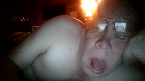 Snapshot of swm769 chatting on June 26, 2026, 11:47 am swm online show from June 26, 2026, 11:47 am