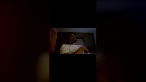 Snapshot of swreach chatting on April 2, 2026, 12:25 pm swreach online show from April 2, 2026, 12:25 pm