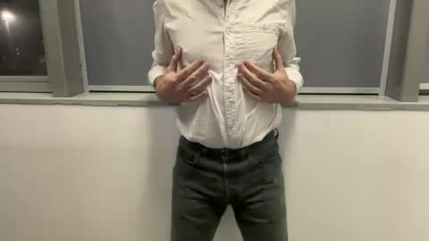 Snapshot of swtlick chatting on January 16, 2026, 5:28 pm Swtlick online show from January 16, 2026, 5:28 pm