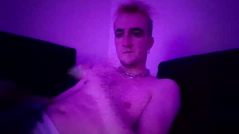 sXyez online show from January 18, 2026, 5:22 am