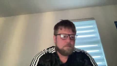 Snapshot of sykurstrakur chatting on July 7, 2026, 10:47 pm sykurstrakur online show from July 7, 2026, 10:47 pm