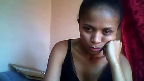 Snapshot of sylvaniah01 chatting on June 3, 2026, 7:22 am sylvaniah01 online show from June 3, 2026, 7:22 am