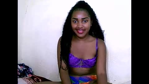 sylviasexy27 online show from January 1, 2025, 2:30 am