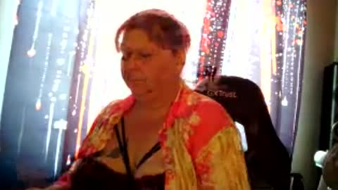 Snapshot of sylviastar47 chatting on July 4, 2026, 8:20 am Sylviastar47 online show from July 4, 2026, 8:20 am