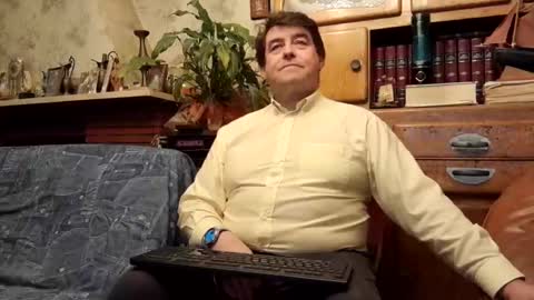 Snapshot of sympa_trique chatting on December 6, 2024, 5:22 pm sympa_trique online show from December 6, 2024, 5:22 pm