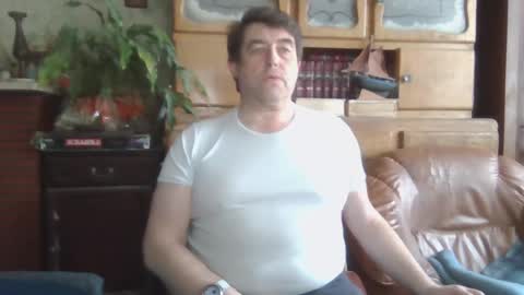 Snapshot of sympa_trique chatting on December 12, 2024, 11:40 am sympa_trique online show from December 12, 2024, 11:40 am