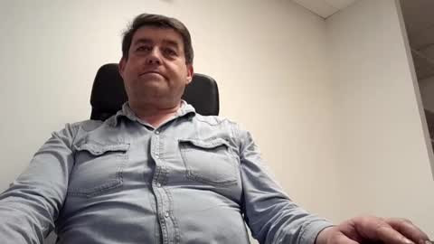 Snapshot of sympa_trique chatting on February 11, 2025, 4:56 pm sympa_trique online show from February 11, 2025, 4:56 pm