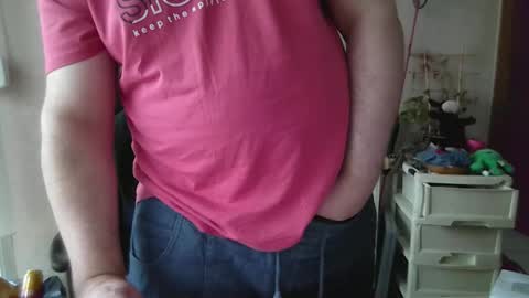 Snapshot of sympon1e chatting on May 7, 2026, 2:22 pm sympon1e online show from May 7, 2026, 2:22 pm